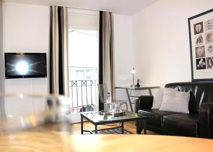 A-partment Riverside Апартаменты *